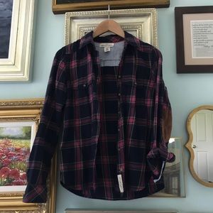 H&M navy and pink flannel button-down